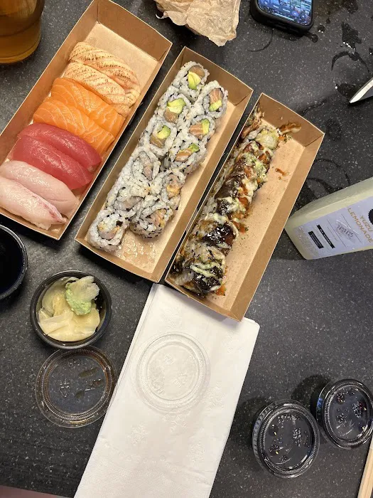 Naka Sushi & Izakaya Picture 1