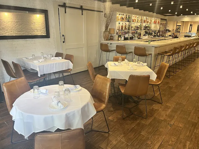 Pierre Loti Mediterranean Restaurant Picture 9