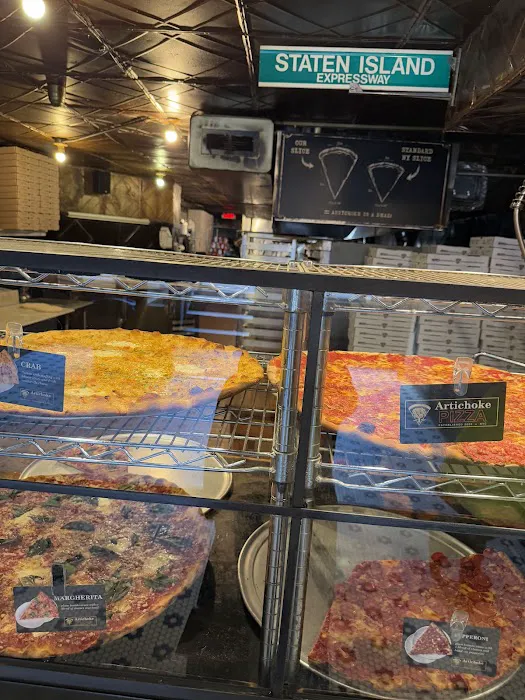 Artichoke Basille's Pizza Picture 2