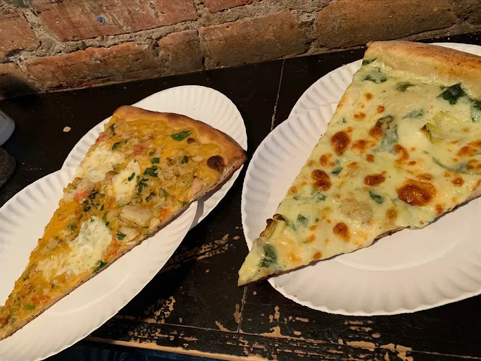 Artichoke Basille's Pizza Picture 8