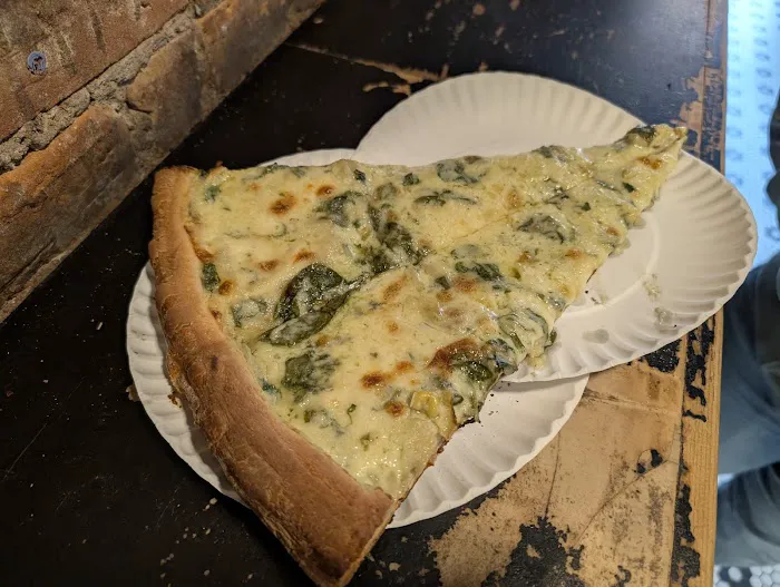Artichoke Basille's Pizza Picture 7