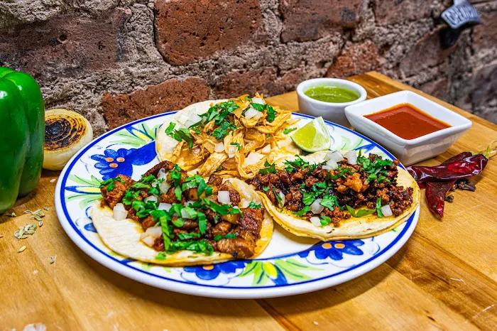 Jo's Taco Picture 8