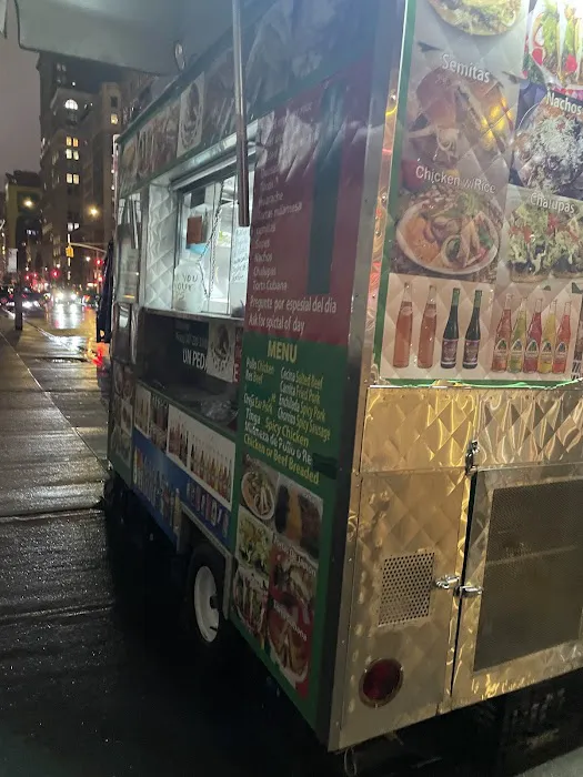 Un Pedacito de Mexico Food Cart Picture 6