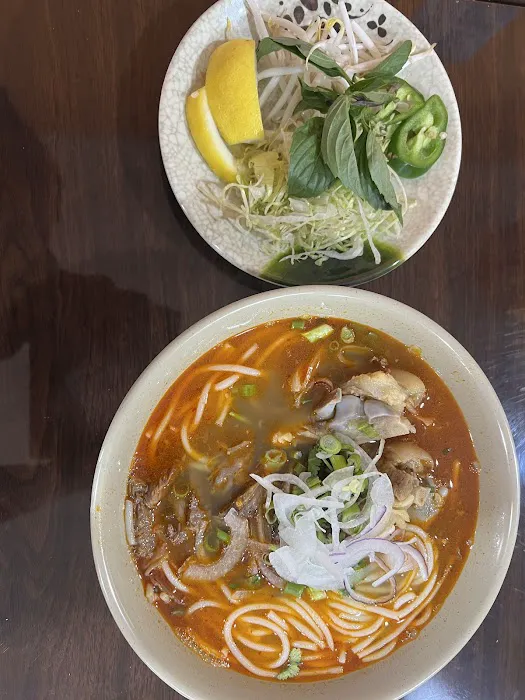 Pho Dragon Restaurant Picture 2