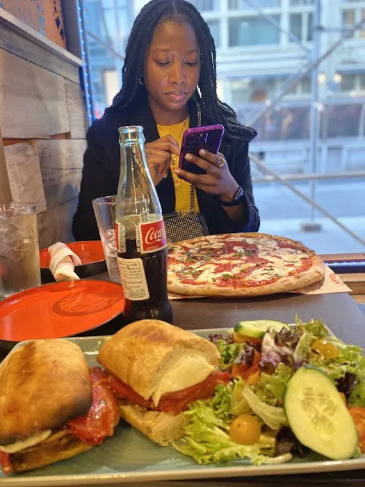 Tino's Artisan Pizza Co. Picture 4