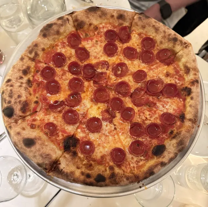 Kid Pizza Picture 2