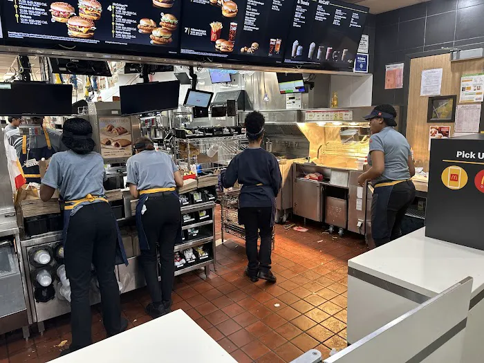 McDonald's Picture 9