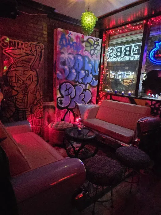 ReVision Lounge and Gallery Picture 2