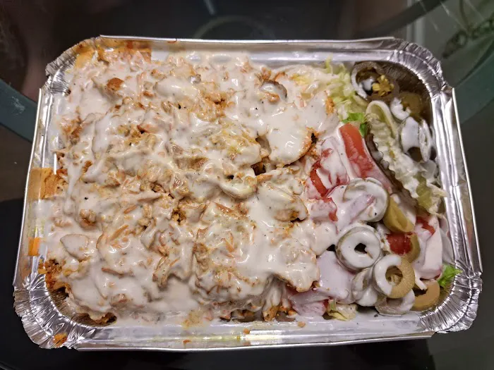 Tajeen Halal Food Truck Picture 1