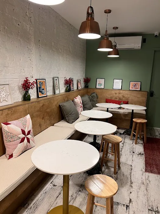 Gemina Coffee Shop Picture 10