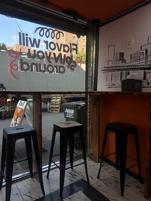 Yoyo Chicken ( 1th Ave ) Picture 9