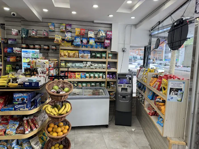 5 senses deli Picture 4