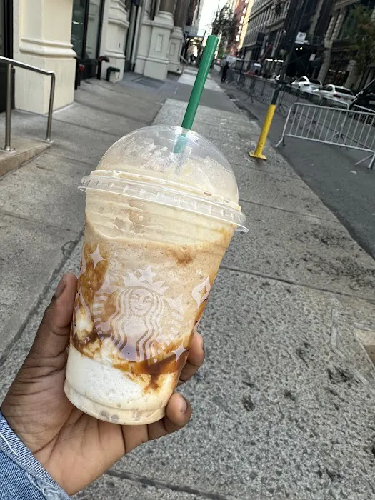 Starbucks Picture 2