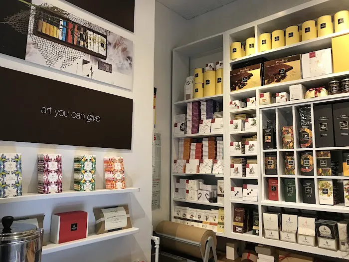 Cocoa Store Picture 3