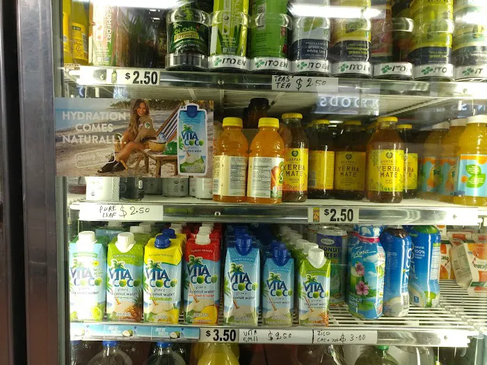Bari Bodega Picture 4