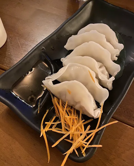 MoMo Sushi Picture 7