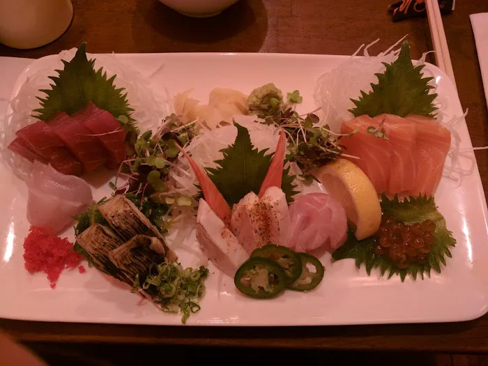 MoMo Sushi Picture 4