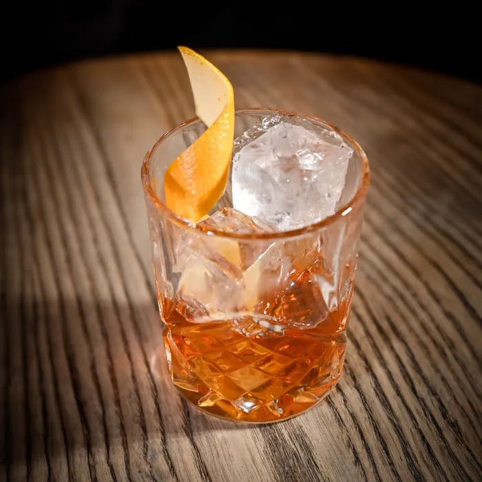 Bathtub Gin Picture 3