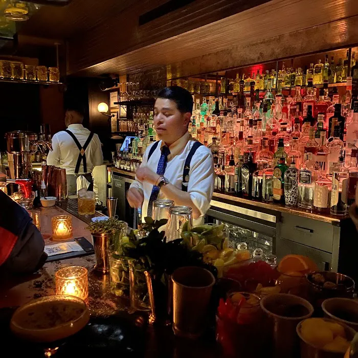 Bathtub Gin Picture 8