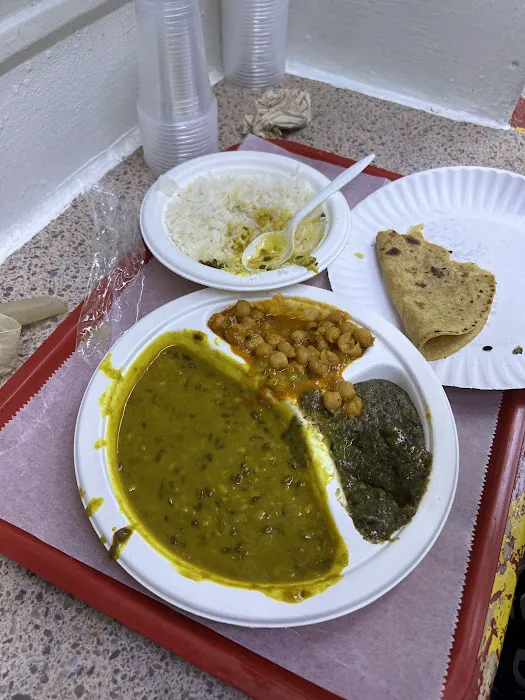 Desi flavors Deli Picture 5