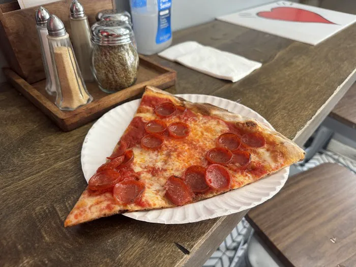 Baggios Pizzeria Picture 7