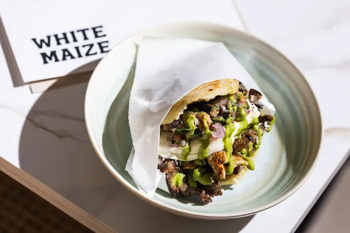 White Maize + Picture 4