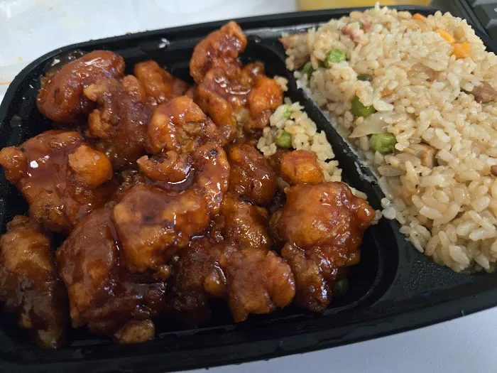 Chelsea Golden Wok Picture 4