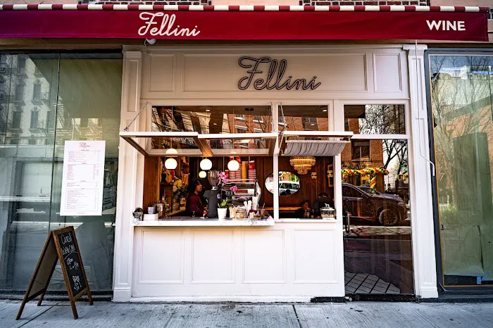 Fellini Coffee Chelsea Picture 7