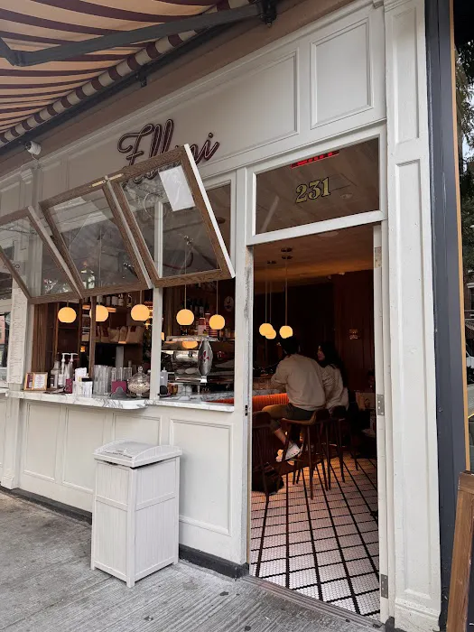 Fellini Coffee Chelsea Picture 3