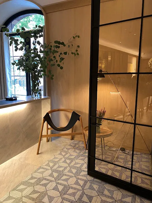 Café Moore Picture 3