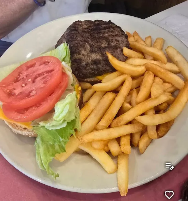 Chelsea Square Diner Picture 10
