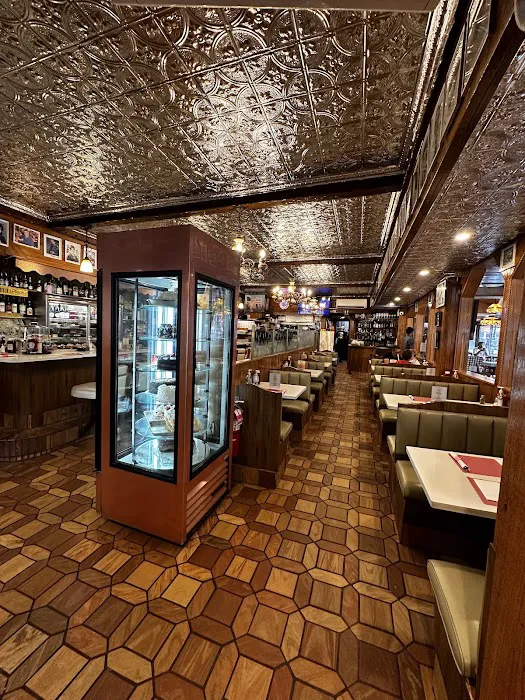 Chelsea Square Diner Picture 3
