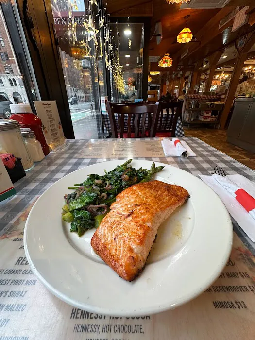 Chelsea Square Diner Picture 8