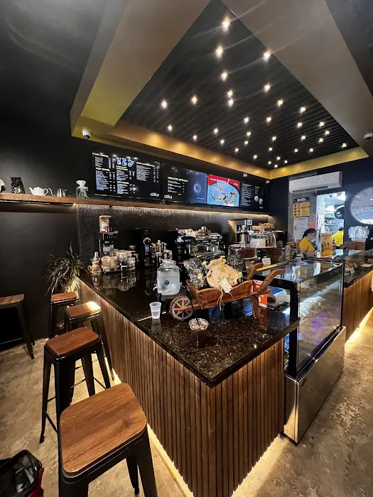 Cafe by the Girls Colombian Coffee Picture 7