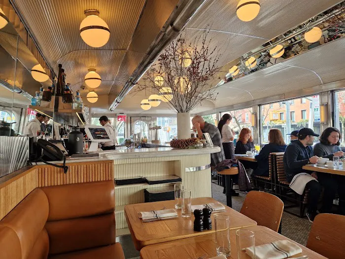 Empire Diner Picture 8