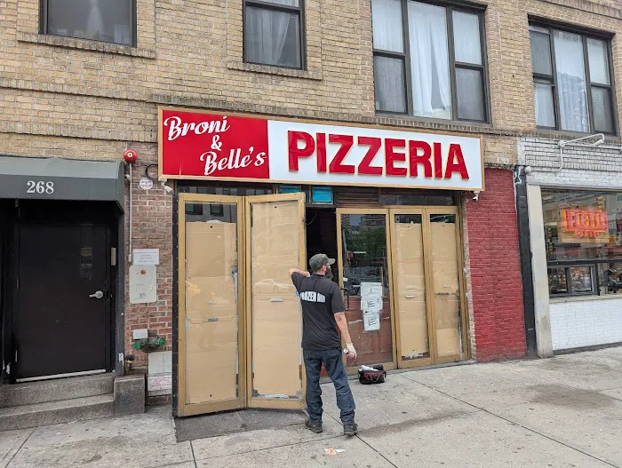 Broni & Belle's Pizzeria Picture 10