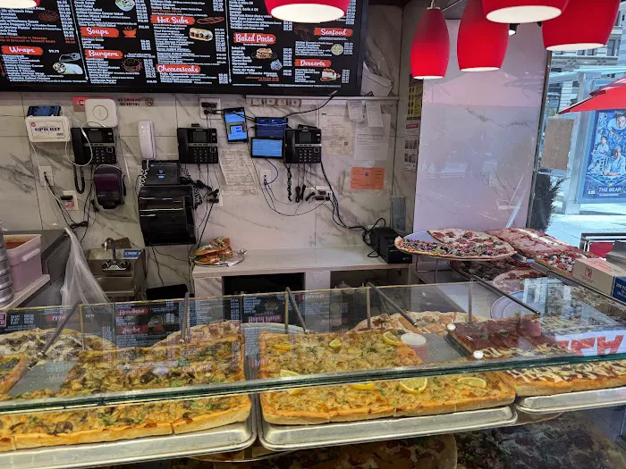 Roma Pizza Picture 4