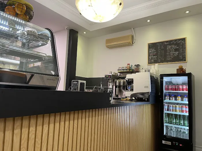 Moncheri Coffee Shop & Creperie Picture 10