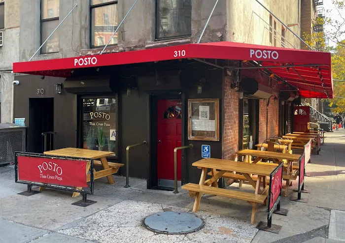 Posto NYC Thin Crust Pizza Picture 10