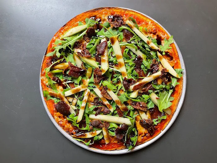 Posto NYC Thin Crust Pizza Picture 5