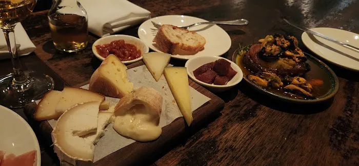 Bar Jamon Picture 1