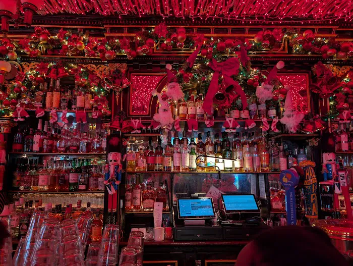 Pete's Tavern Picture 6