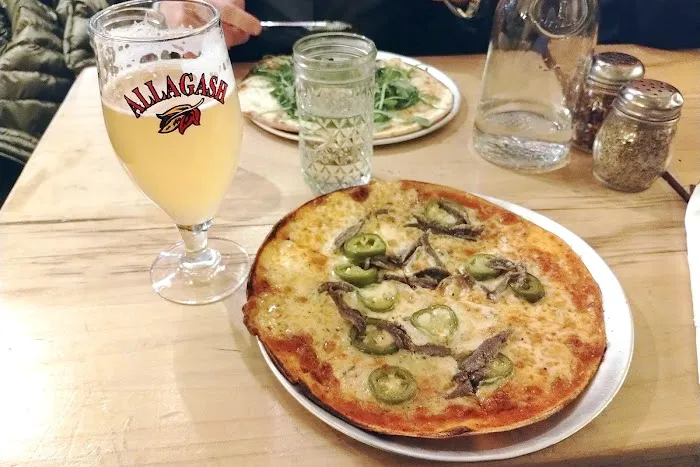Tappo NYC Thin Crust Pizza Picture 5