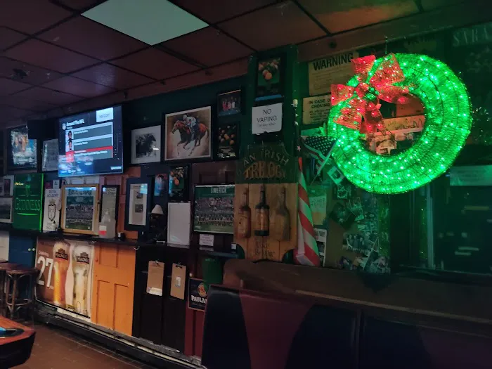 Paddy Maguire's Ale House Picture 9