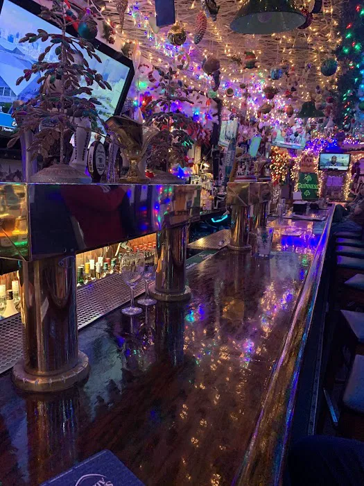 Paddy Maguire's Ale House Picture 10