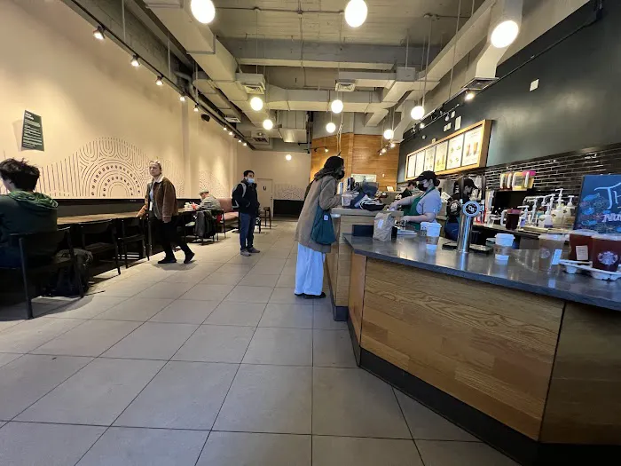 Starbucks Picture 7