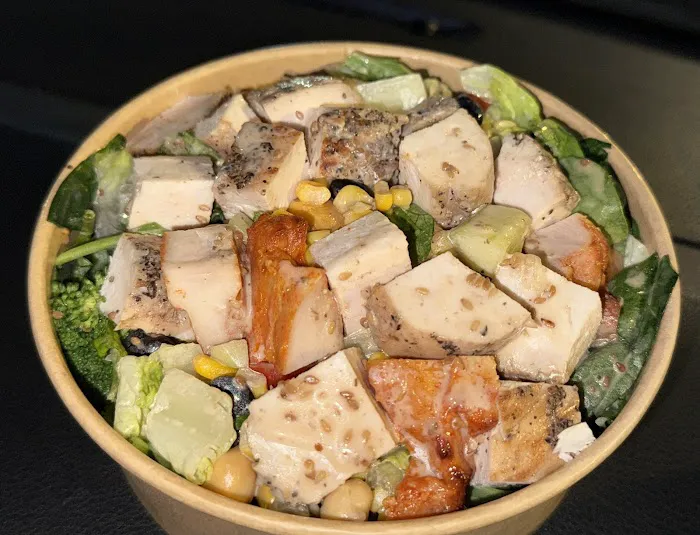 Mrs Green Salad&Juice Picture 4