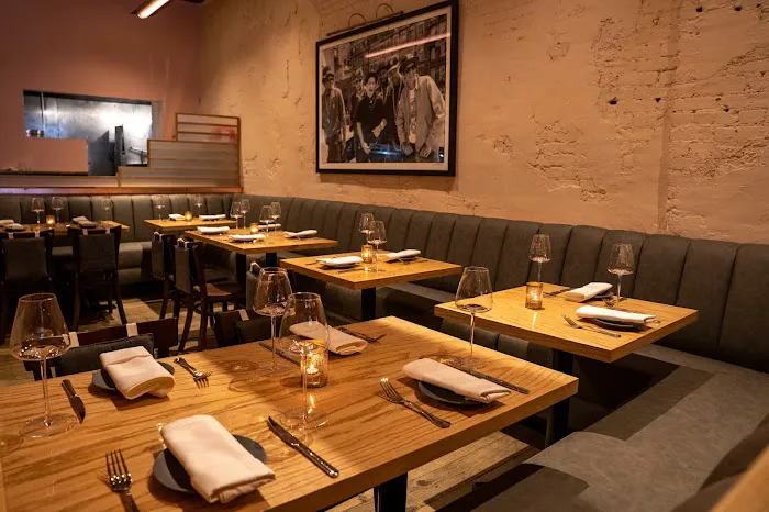 Vinyl Steakhouse Picture 4