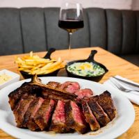 Vinyl Steakhouse ico