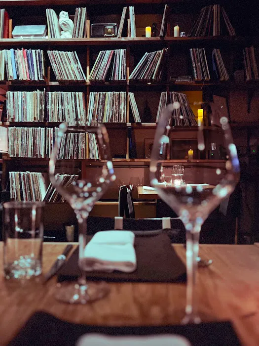 Vinyl Steakhouse Picture 8